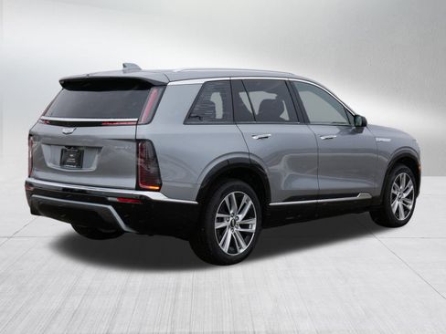 New 2026 Cadillac Vistiq Luxury image 6