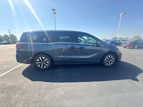Used 2025 Honda Odyssey EX-L image 19