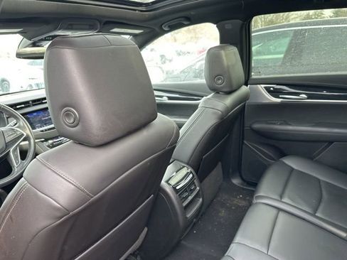 Certified 2023 Cadillac XT5 Premium Luxury image 7