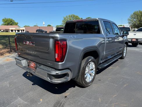 Used 2019 GMC Sierra 1500 SLT w/ SLT Premium Package AWD/4WD image 4