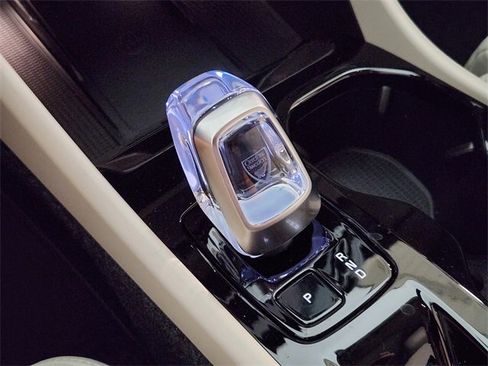 New 2026 Volvo XC40 B5 Plus w/ Protection Package Premier image 20