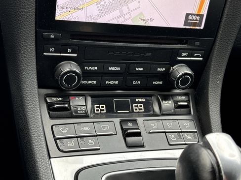 Used 2017 Porsche 718 Boxster S image 9