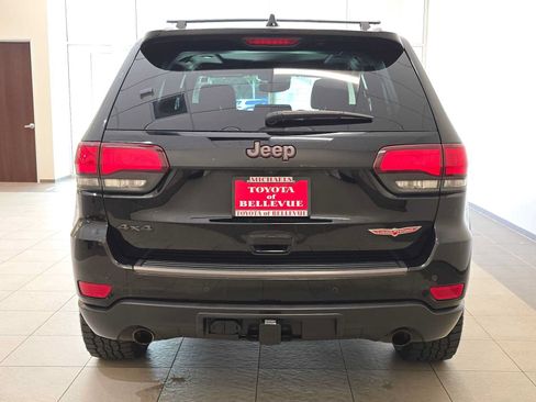 Used 2020 Jeep Grand Cherokee Trailhawk w/ Trailhawk Luxury Group AWD/4WD image 5