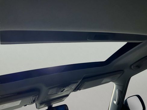 Used 2018 INFINITI QX80 Base w/ All Season Package image 12