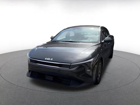 Used 2025 Kia K4 FWD image 7