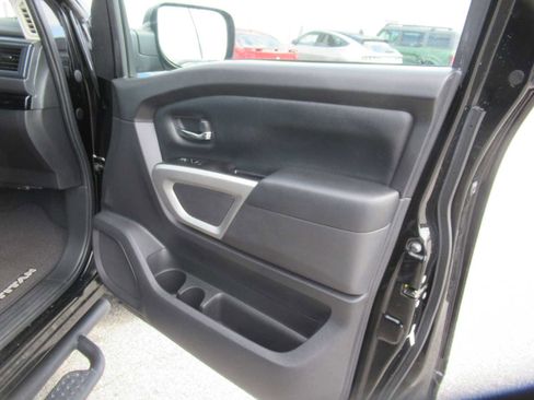 Used 2023 Nissan Titan SV w/ Accessory Utility Package AWD/4WD image 22