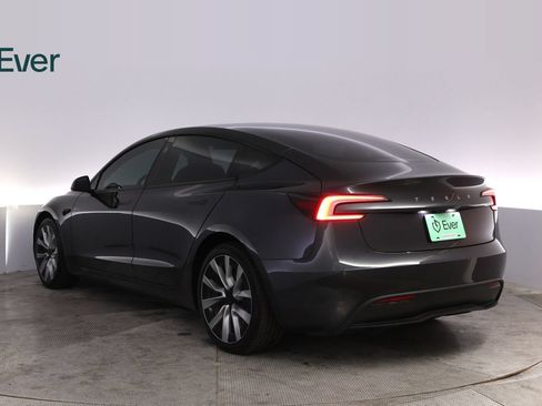 Used 2024 Tesla Model 3 Standard Range RWD image 17
