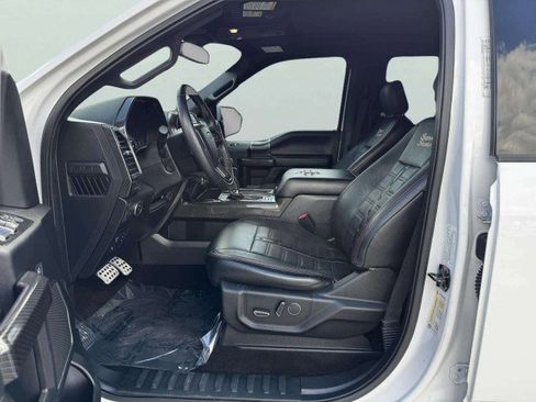 Used 2018 Ford F150 Lariat w/ Equipment Group 502A Luxury image 19