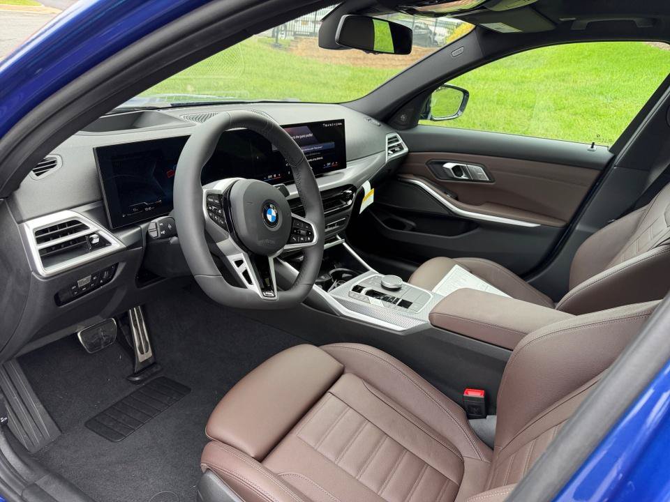 New 2026 BMW 330i xDrive Sedan w/ M Sport Package AWD/4WD image 30