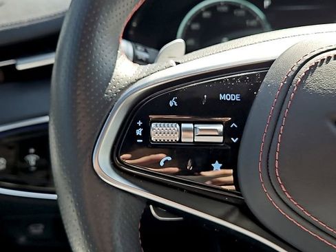 Used 2022 Genesis GV70 3.5T Sport w/ Sport Prestige Package image 23