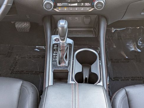 Used 2025 Nissan Altima 2.5 SR w/ SR Premium Package FWD image 18