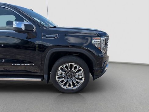 Used 2023 GMC Sierra 1500 Denali Ultimate AWD/4WD image 31