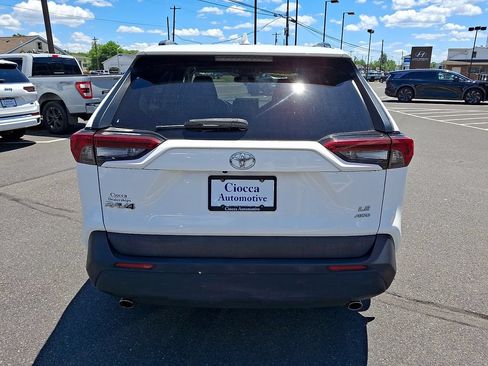 Used 2019 Toyota RAV4 LE w/ All Weather Liner Package AWD/4WD image 5