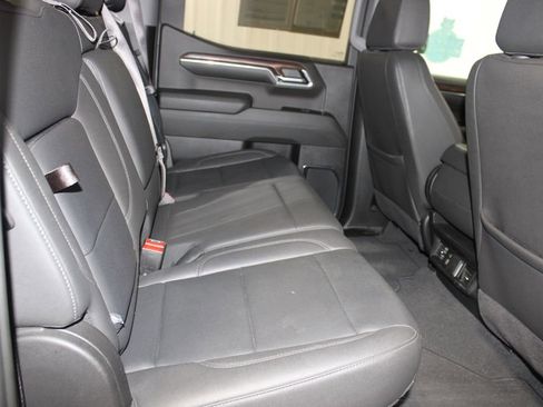 Used 2024 GMC Sierra 1500 SLT image 29