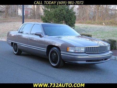 Used 1994 Cadillac De Ville Sedan image 3