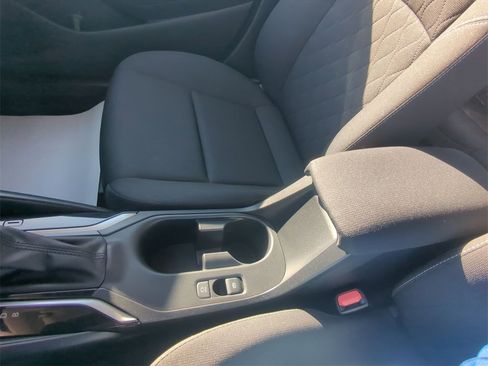 Used 2024 Toyota Corolla LE w/ LE Convenience Package image 27