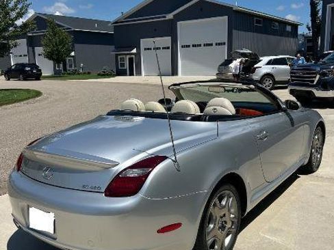 Used 2007 Lexus SC 430 Convertible w/ Preferred Accessory Pkg RWD image 3