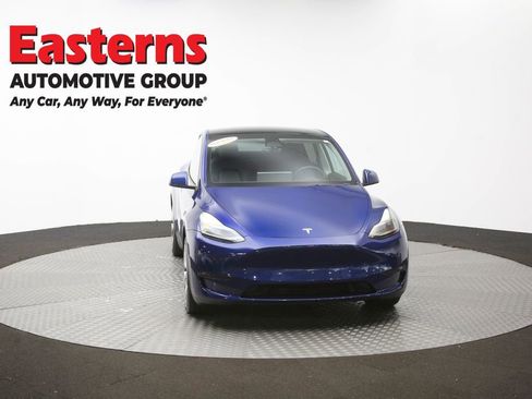 Used 2021 Tesla Model Y Long Range AWD/4WD image 46