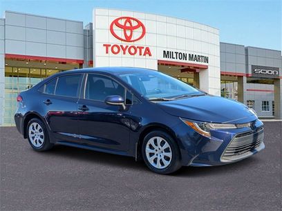 Certified 2025 Toyota Corolla LE
