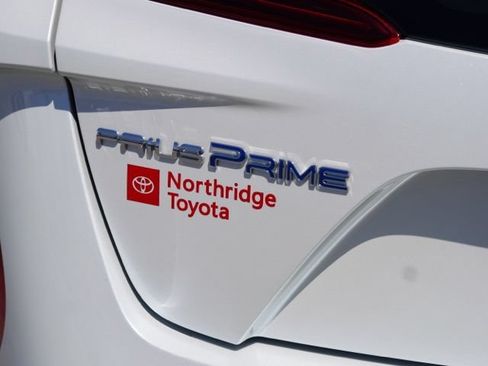 Certified 2022 Toyota Prius Prime LE FWD image 11