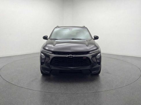 Used 2024 Chevrolet Trax RS image 3