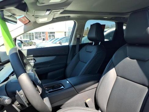 Certified 2025 Nissan Murano SL w/ Cargo Package AWD/4WD image 7