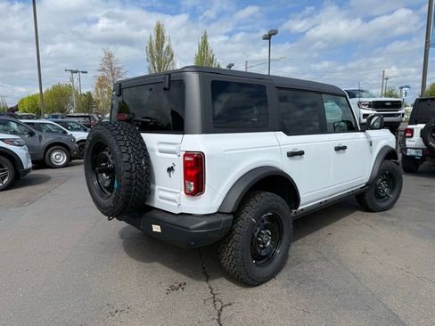 New 2026 Ford Bronco Big Bend w/ Black Diamond Package AWD/4WD image 8