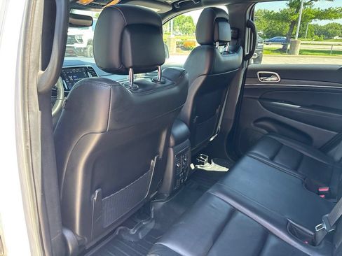 Used 2022 Jeep Grand Cherokee Limited AWD/4WD image 39