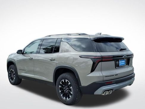 New 2026 Chevrolet Traverse Z71 w/ Enhanced Driving Package AWD/4WD image 5