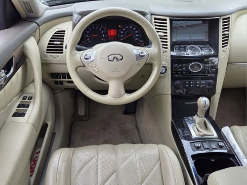 Used 2010 INFINITI FX35 2WD w/ Navigation Pkg image 23