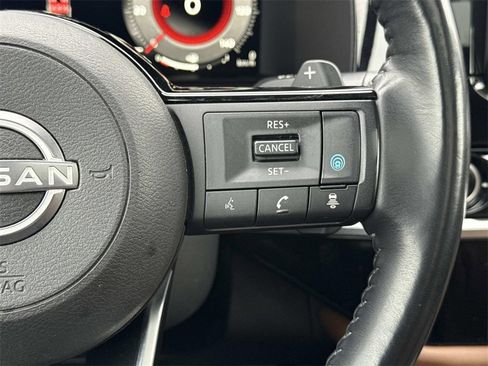 Certified 2022 Nissan Pathfinder Platinum w/ Cargo Package image 8