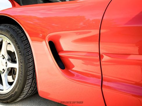 Used 2002 Chevrolet Corvette Convertible w/ Preferred Equipment Group2 RWD image 57