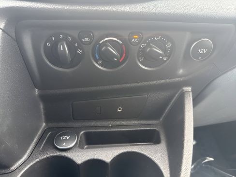 Used 2015 Ford Transit 250 148 Low Roof image 37