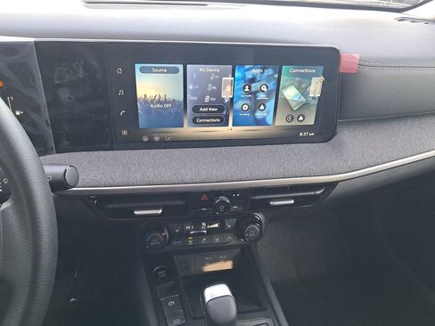 New 2026 Nissan Kicks SV w/ Cold Weather Package image 19