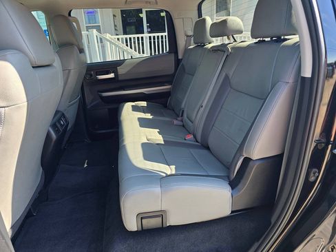 Used 2018 Toyota Tundra Limited w/ Limited Premium Package AWD/4WD image 20