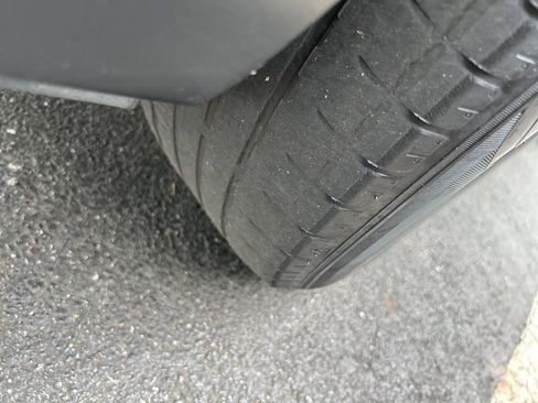 Used 2018 Hyundai Santa Fe SE FWD image 2