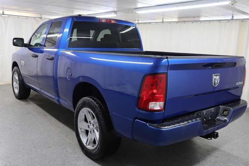 Used 2018 RAM 1500 Express w/ Express Value Package AWD/4WD image 4