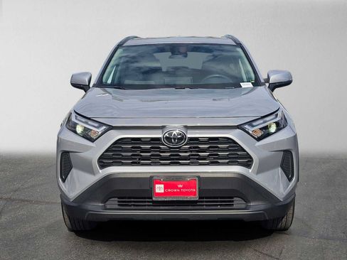 Certified 2025 Toyota RAV4 XLE FWD image 8