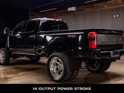 Used 2024 Ford F450 Platinum w/ FX4 Off-Road Package image 6