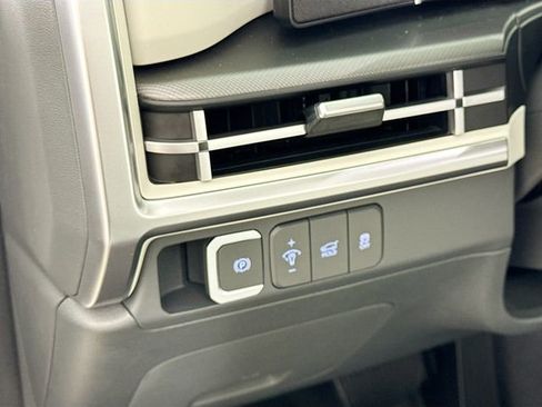 Used 2026 Hyundai Santa Fe SEL image 19