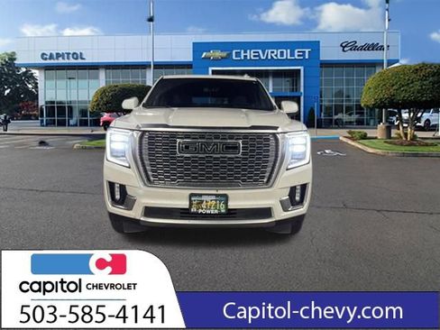 Used 2024 GMC Yukon XL Denali w/ Advanced Technology Package image 15