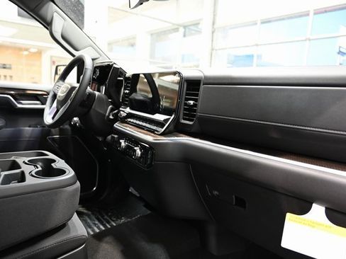 New 2026 GMC Sierra 1500 Elevation image 15