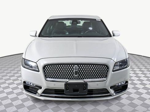 Used 2020 Lincoln Continental image 2