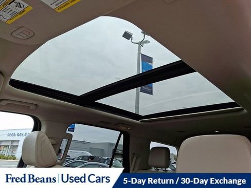 Used 2024 Ford Expedition Limited AWD/4WD image 16