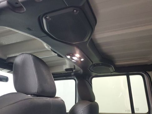 Used 2021 Jeep Wrangler Unlimited Sport image 23