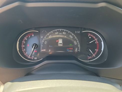 Used 2023 Toyota RAV4 XLE w/ Convenience Package FWD image 23