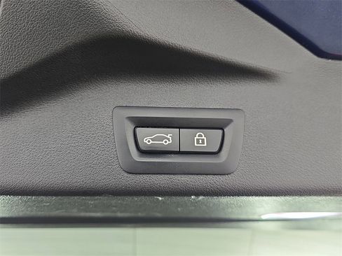 Used 2023 BMW X5 xDrive40i image 16