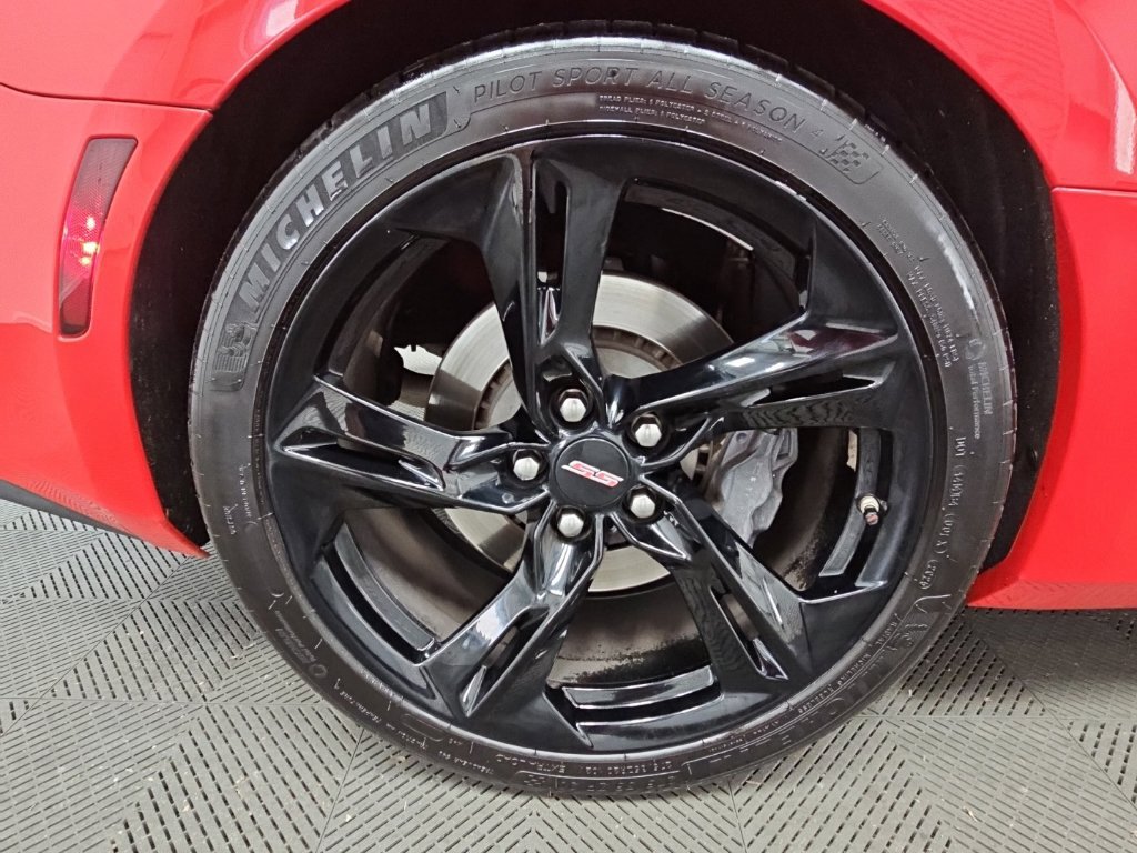 Used 2019 Chevrolet Camaro SS RWD image 44