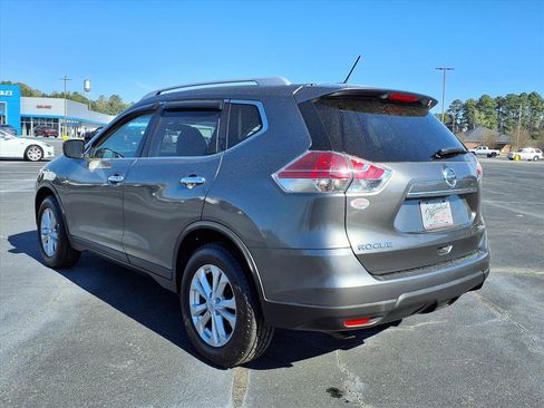 Used 2016 Nissan Rogue SV w/ SV Moonroof Package image 19
