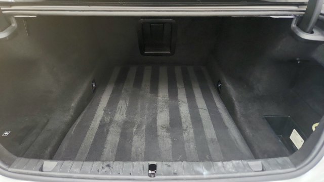 Used 2019 BMW 740i w/ M Sport Package RWD image 29